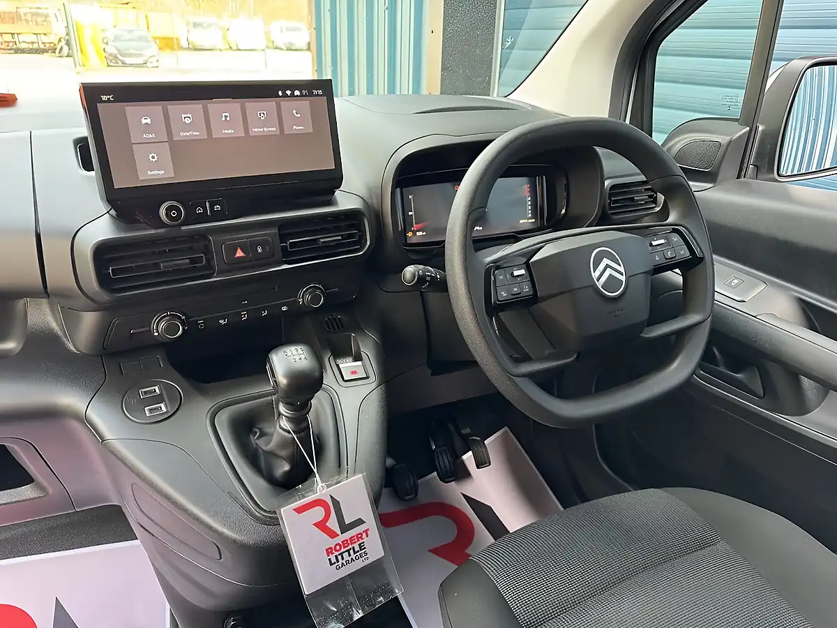 Used 2024 Citroen Berlingo Enterprise Edition M Panel Van White - Interior and Exterior details 17