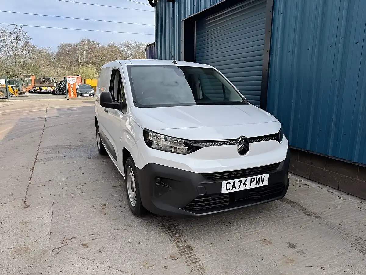 Used 2024 Citroen Berlingo Enterprise Edition M Panel Van White - Interior and Exterior details 3