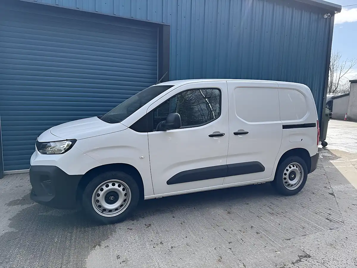 Used 2024 Citroen Berlingo Enterprise Edition M Panel Van White - Interior and Exterior details 8