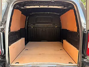 Used 2024 Citroen Berlingo Enterprise Edition M Platinum Grey - Interior and Exterior details 16