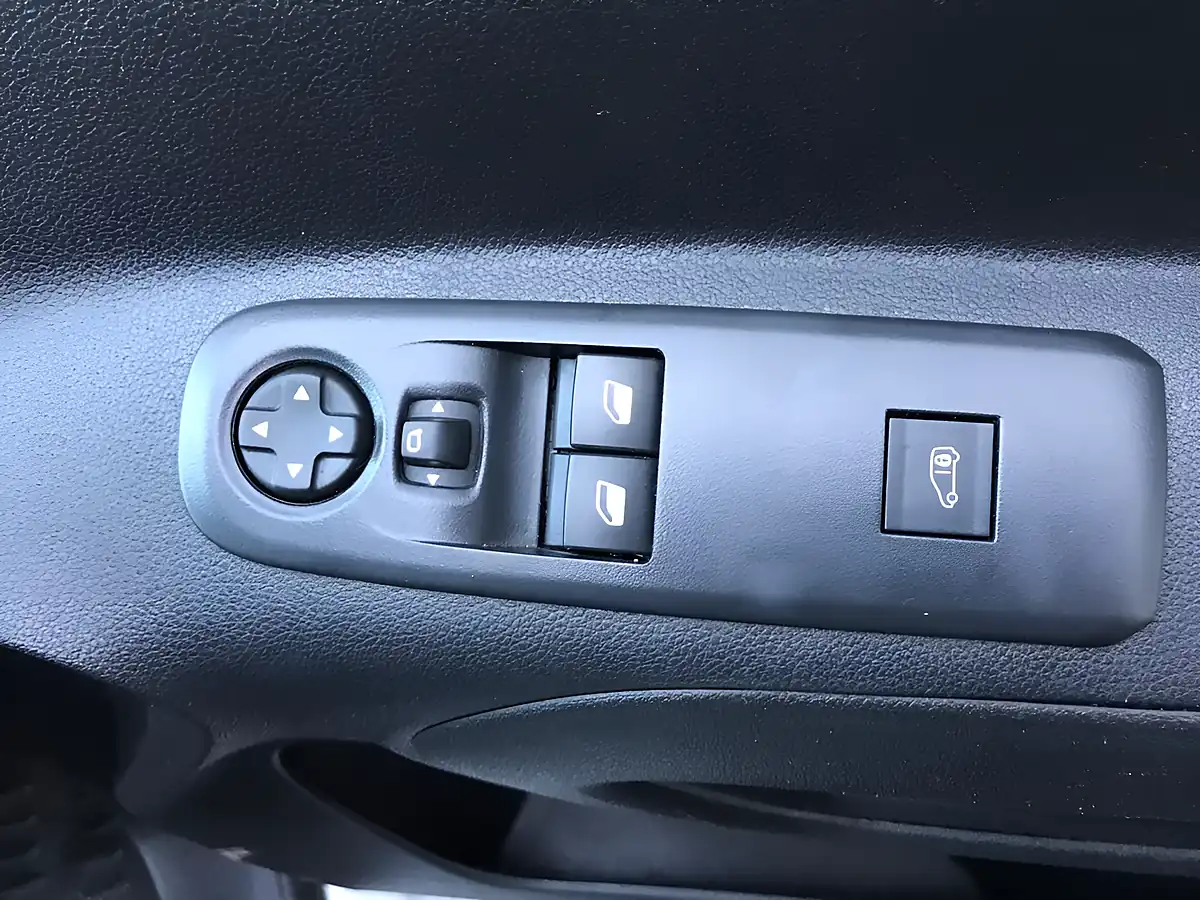 Used 2024 Citroen Berlingo Enterprise Edition M White - Interior and Exterior details 14