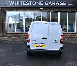 Used 2024 Citroen Berlingo Enterprise Edition M White - Interior and Exterior details 9