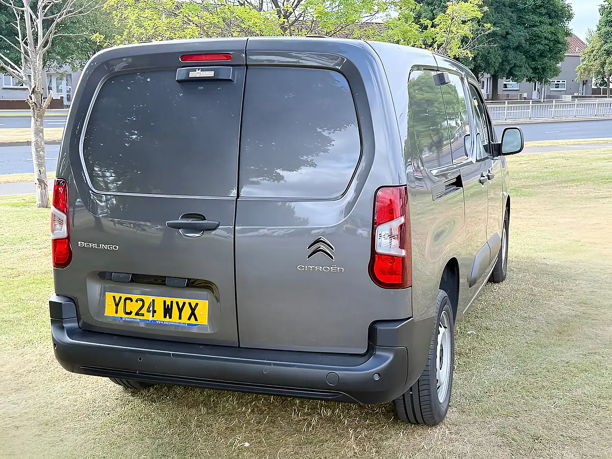 Used 2024 Citroen Berlingo Enterprise Edition Xl Grey - Interior and Exterior details 5