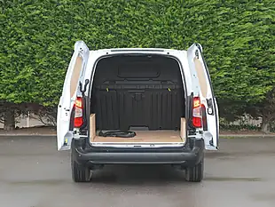 Used 2024 Citroen Berlingo Enterprise M White - Interior and Exterior details 11