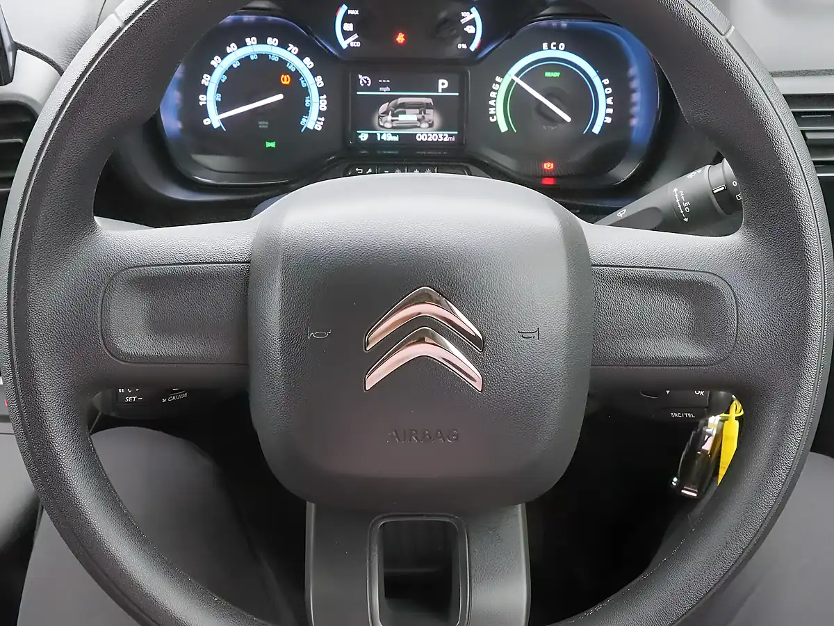 Used 2024 Citroen Berlingo Enterprise M White - Interior and Exterior details 18