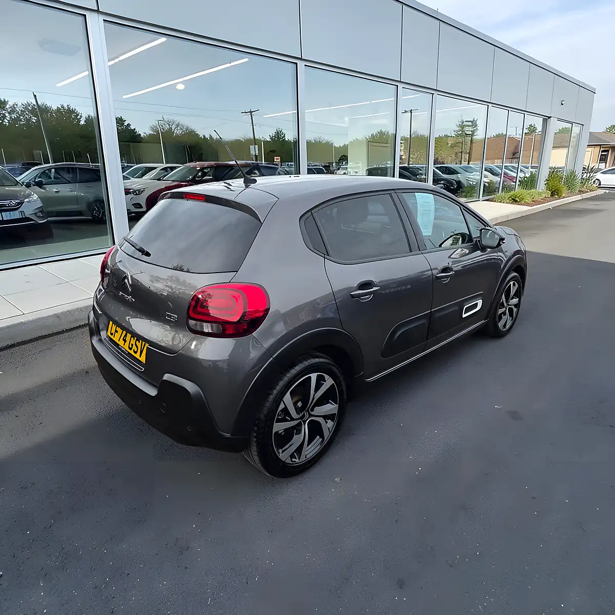 Used 2024 Citroen C3 Max Edition Asteroid Grey - Interior and Exterior details 2