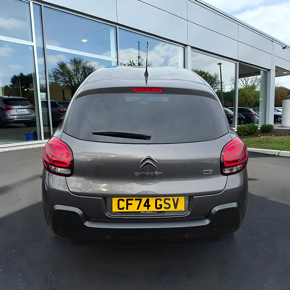 Used 2024 Citroen C3 Max Edition Asteroid Grey - Interior and Exterior details 3
