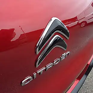 Used 2024 Citroen C3 Max Edition Burning Red & Diamond Black - Interior and Exterior details 12