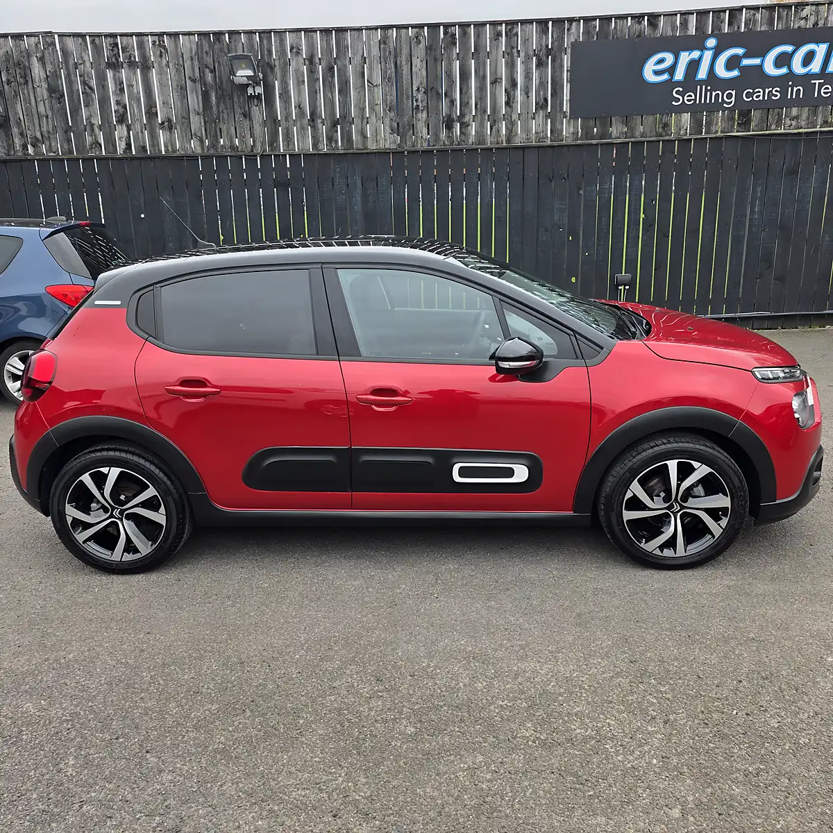 Used 2024 Citroen C3 Max Edition Burning Red & Diamond Black - Interior and Exterior details 17