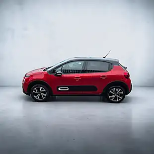 Used 2024 Citroen C3 Max Edition Burning Red & Diamond Black - Interior and Exterior details 5