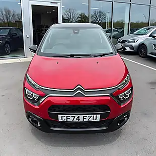 Used 2024 Citroen C3 Max Edition Burning Red & Diamond Black - Interior and Exterior details 7