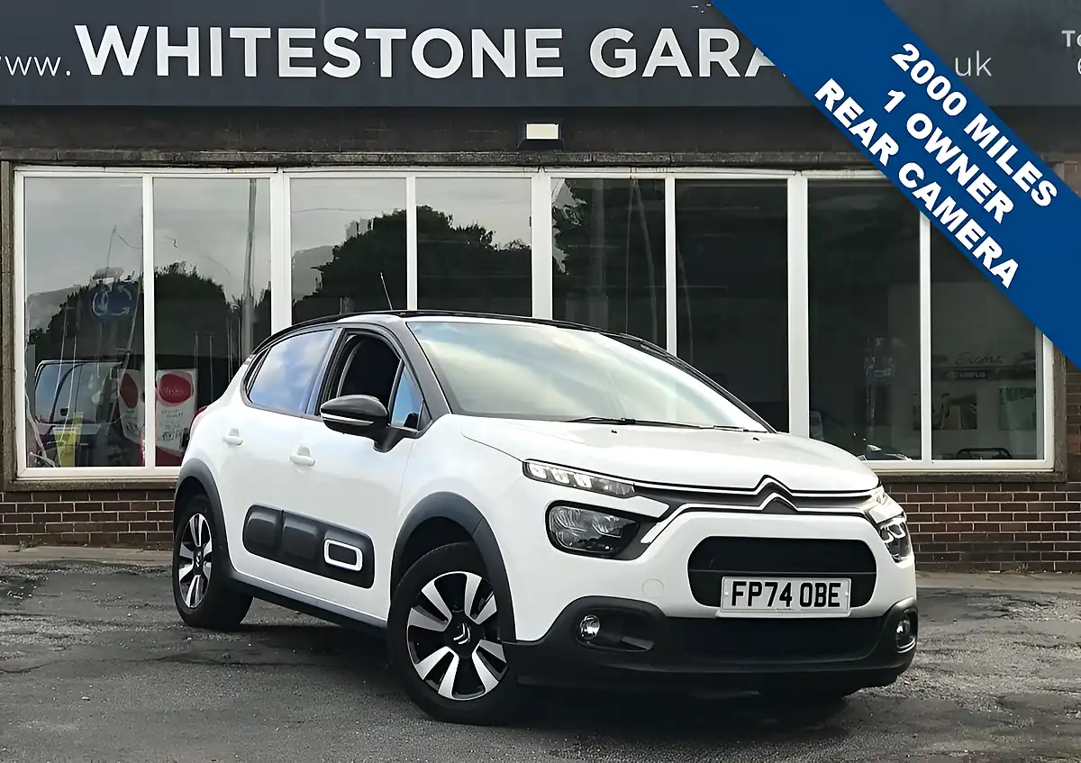 Used 2024 Citroen C3 Plus White - Front View