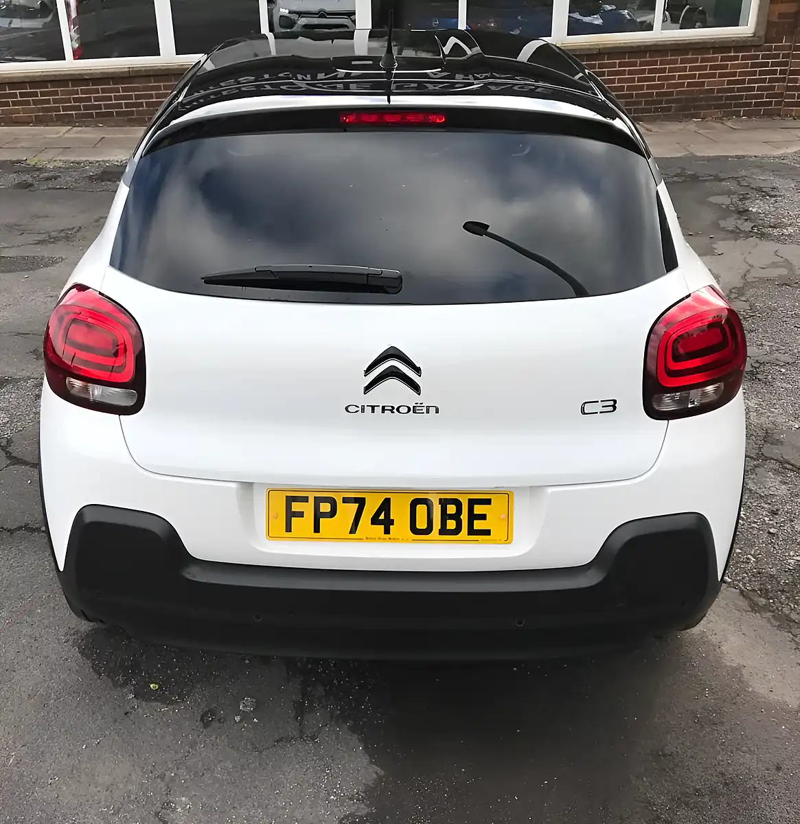Used 2024 Citroen C3 Plus White - Interior and Exterior details 13