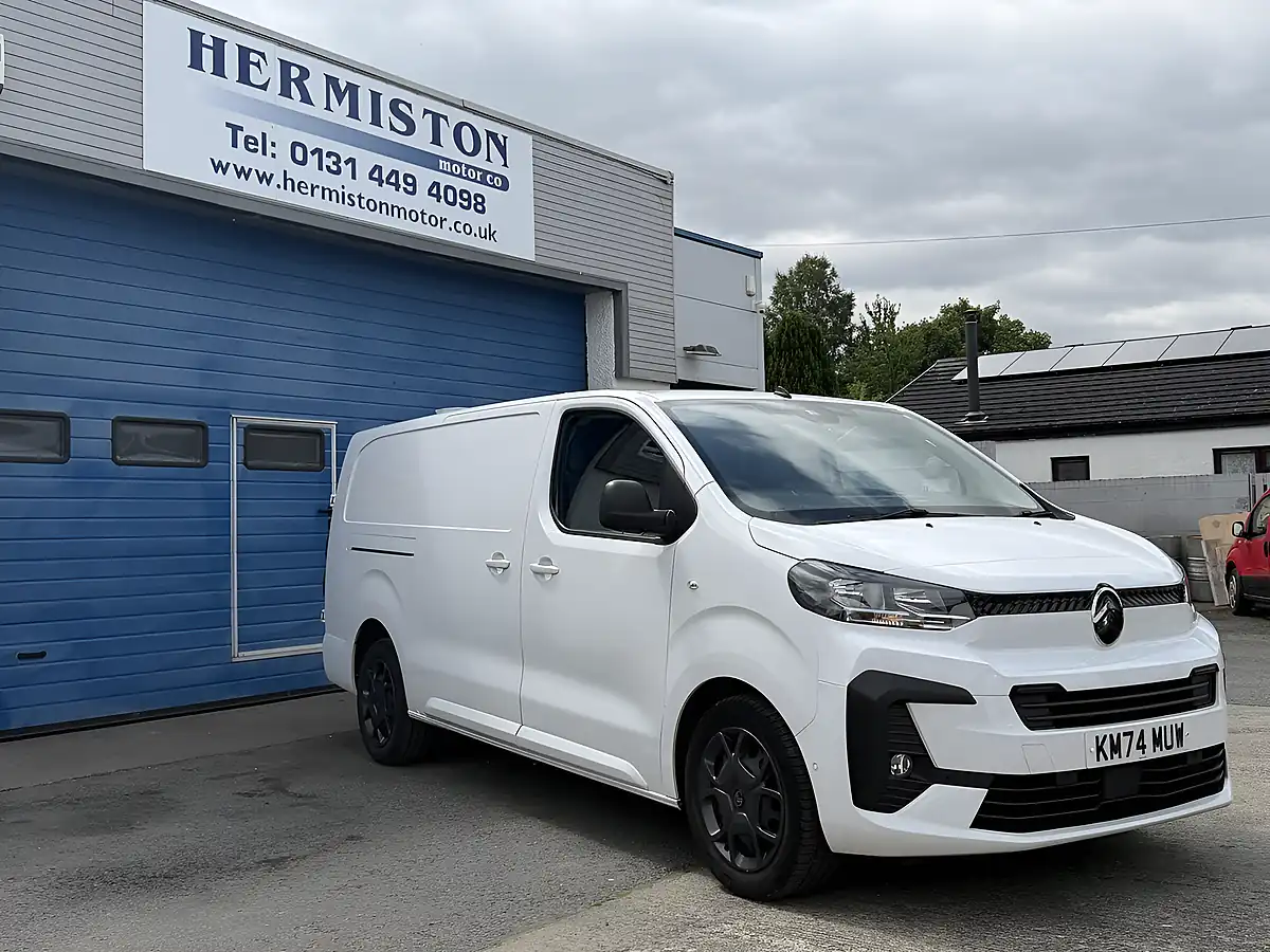 Used 2024 Citroen Dispatch Driver Xl Icy White - Front View