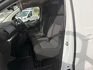 Used 2024 Citroen Dispatch Driver Xl White - Interior and Exterior details 12
