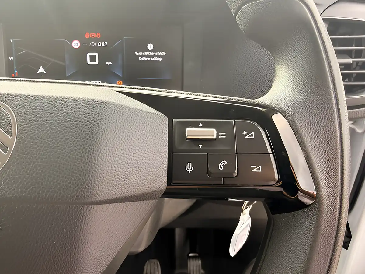 Used 2024 Citroen Dispatch Driver Xl White - Interior and Exterior details 18