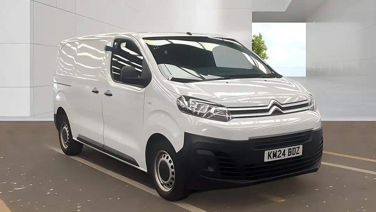 Used 2024 Citroen Dispatch Enterprise Edition M White - Front View