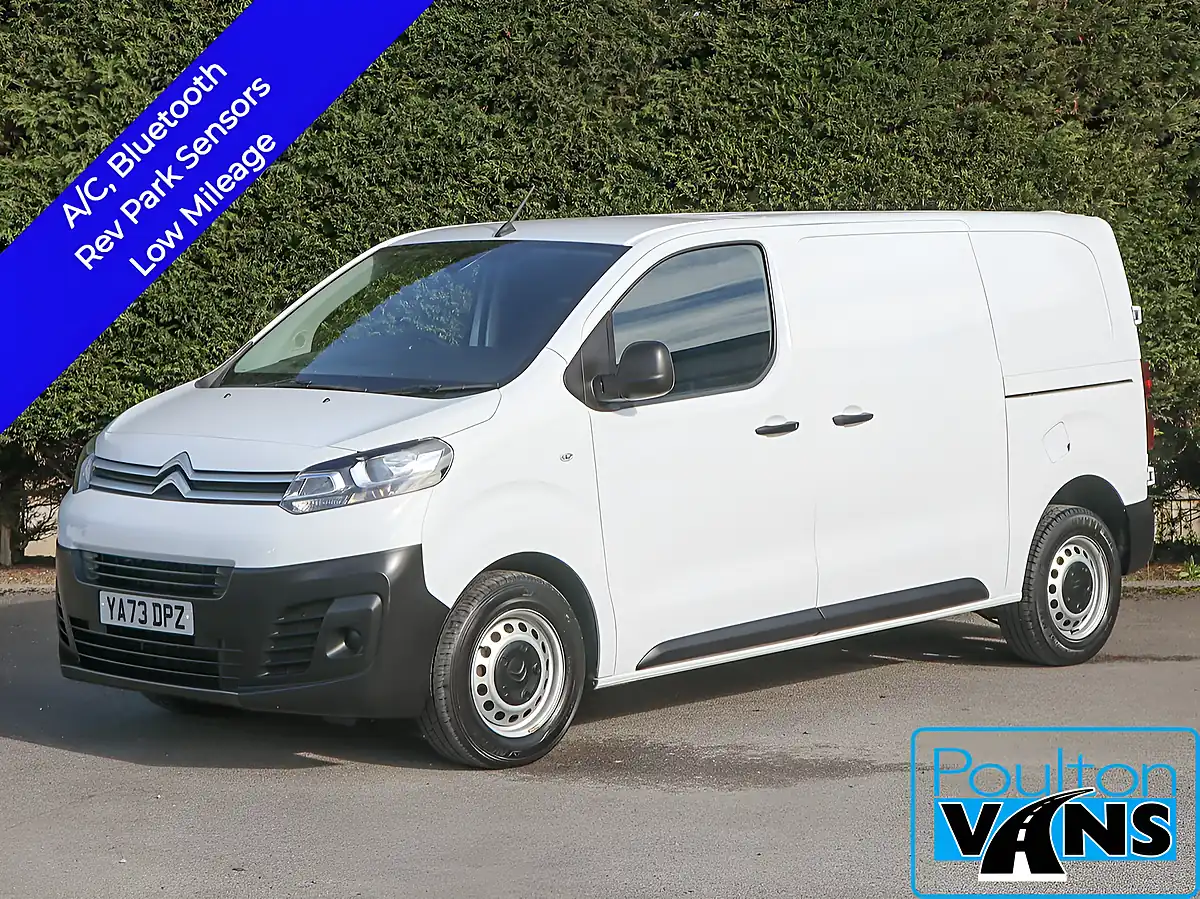 Used 2024 Citroen Dispatch Enterprise - Front View