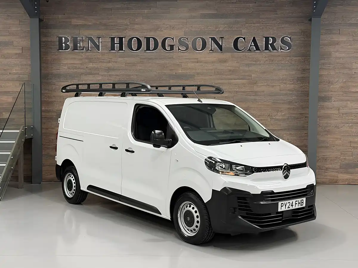 Used 2024 Citroen Dispatch Enterprise M White - Interior and Exterior details 2