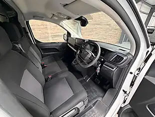 Used 2024 Citroen Dispatch Enterprise M White - Interior and Exterior details 7