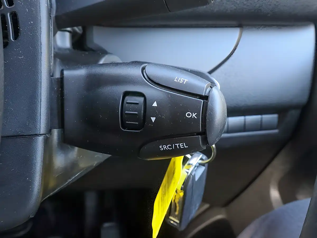 Used 2024 Citroen Dispatch Enterprise White - Interior and Exterior details 10