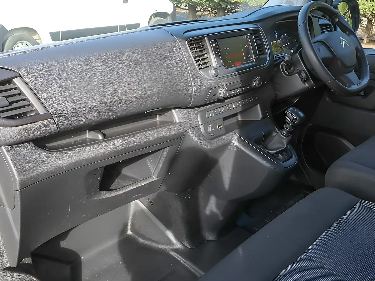 Used 2024 Citroen Dispatch Enterprise White - Interior and Exterior details 11