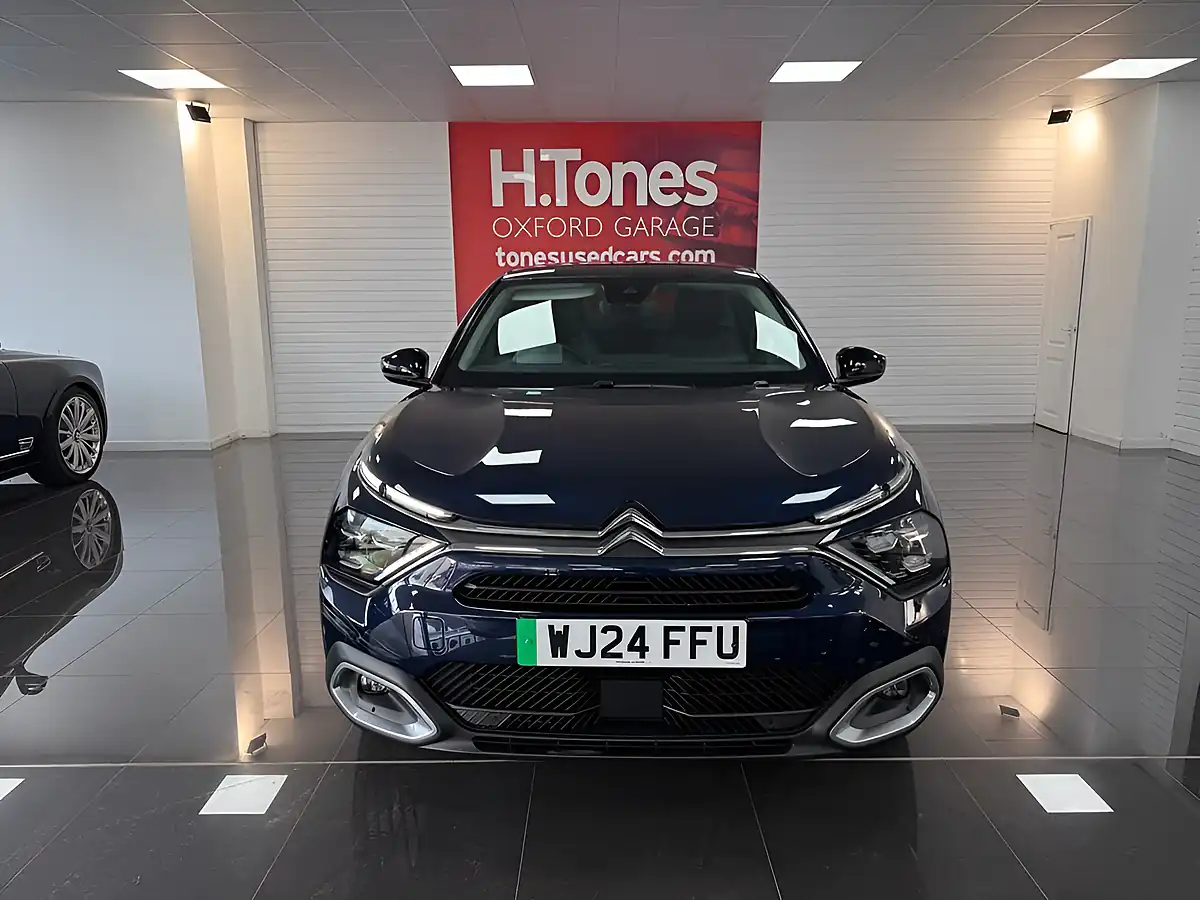 Used 2024 Citroen E-C4 X Max Blue - Interior and Exterior details 13