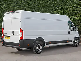 Used 2024 Citroen Relay 35 Enterprise White - Interior and Exterior details 6