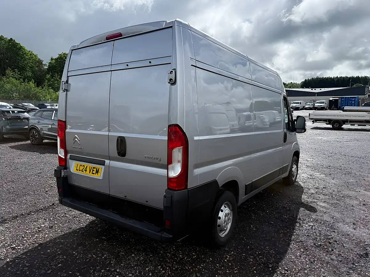 Used 2024 Citroen Relay Enterprise Edition Grey - Interior and Exterior details 7