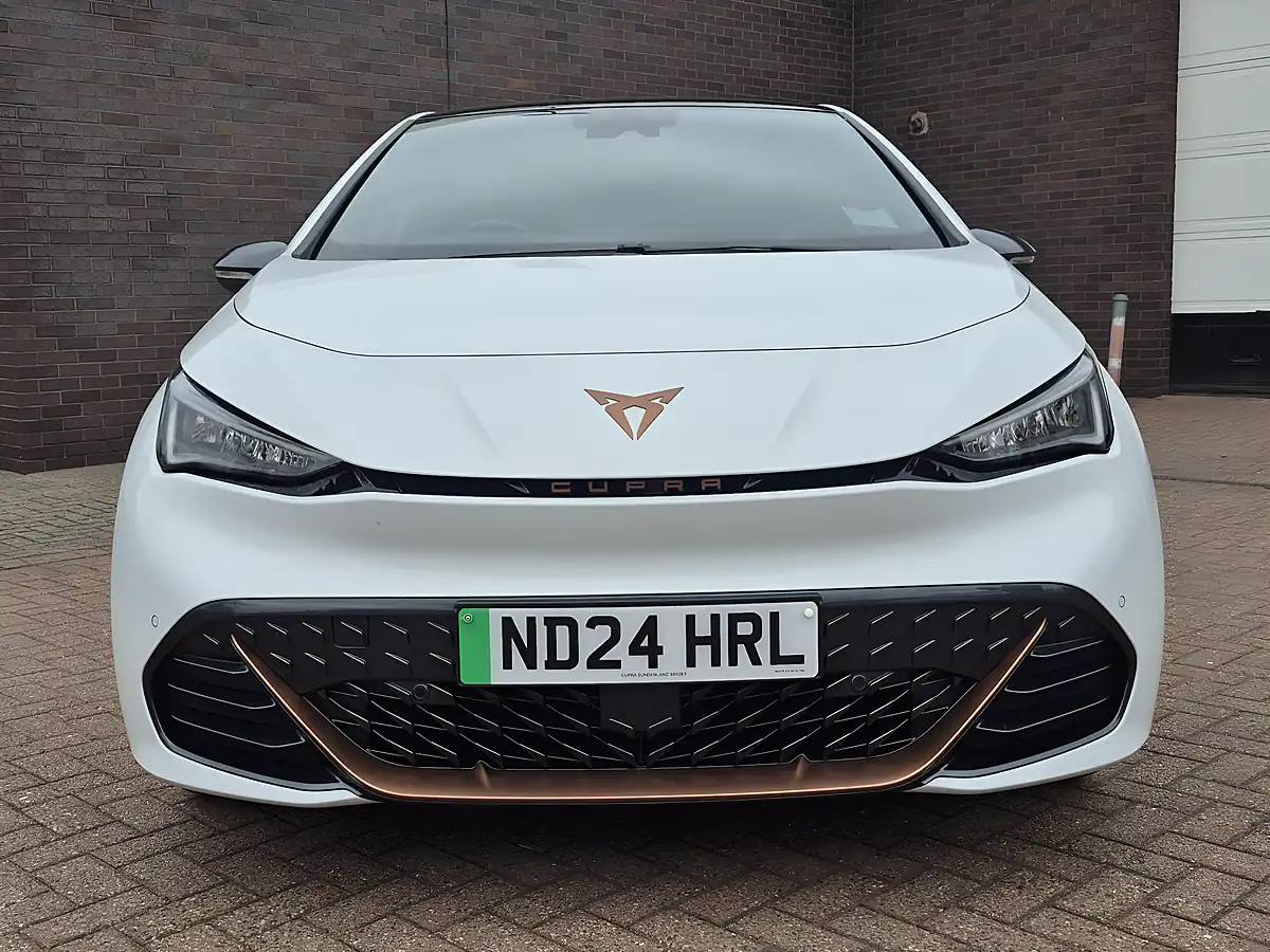 Used 2024 Cupra Born E-Boost V2 Glacial White - Interior and Exterior details 9