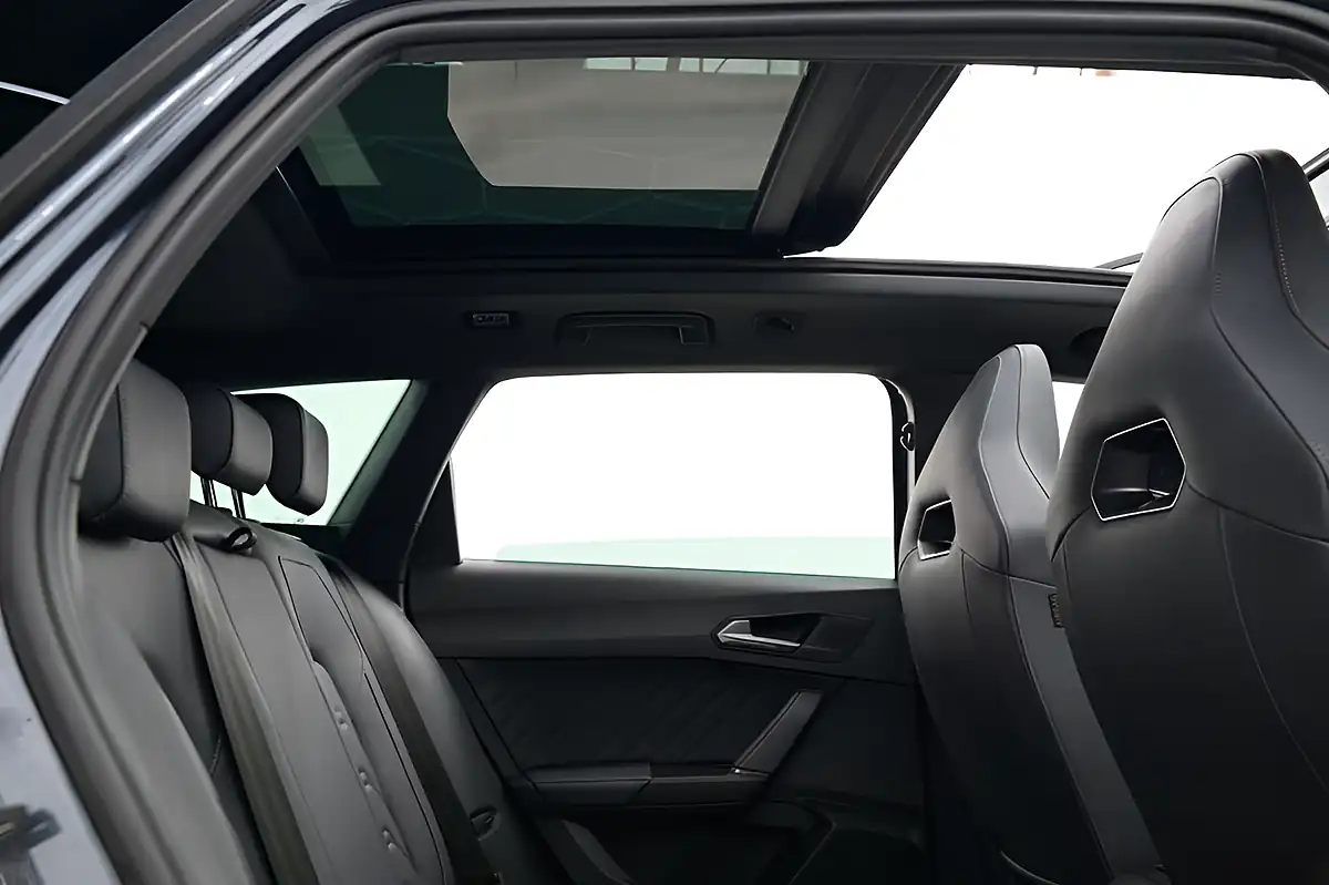 Used 2024 Cupra Leon Vz2 Grey - Interior and Exterior details 12