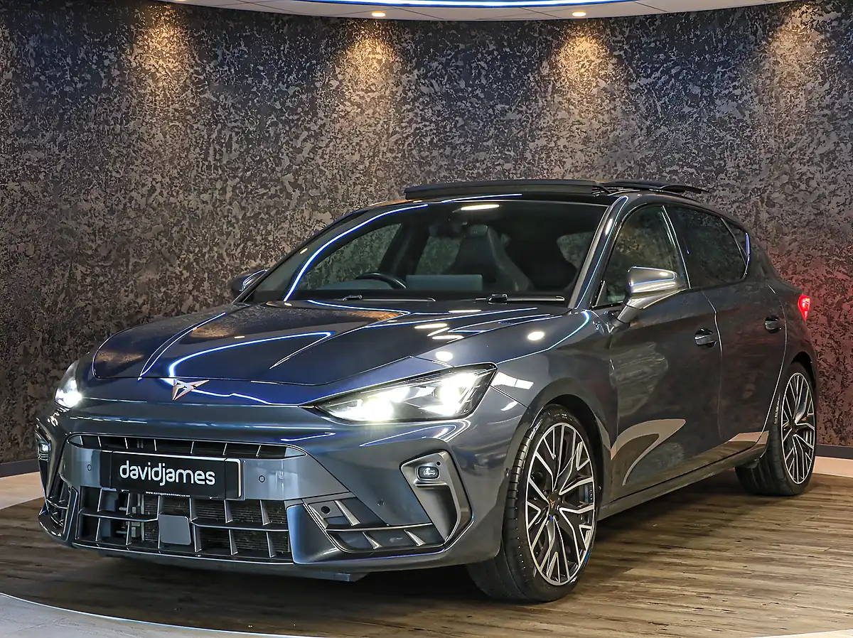 Used 2024 Cupra Leon VZ2 Grey - Interior and Exterior details 5