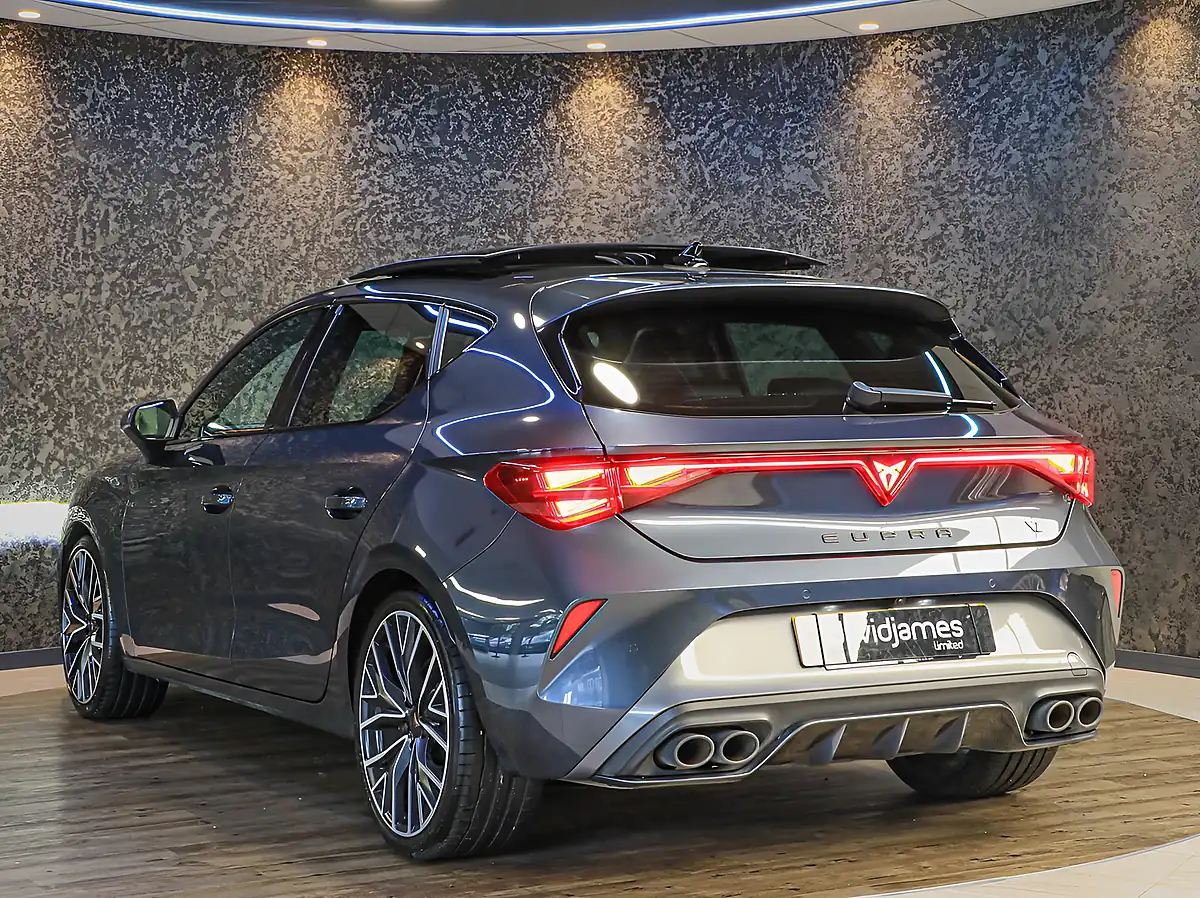 Used 2024 Cupra Leon VZ2 Grey - Interior and Exterior details 7