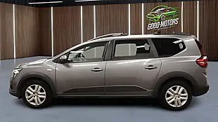Used 2024 Dacia Jogger Expression Grey - Interior and Exterior details 12