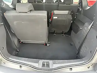 Used 2024 Dacia Jogger Extreme Shadow Grey - Interior and Exterior details 15