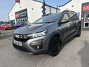 Used 2024 Dacia Jogger Extreme Shadow Grey - Interior and Exterior details 5