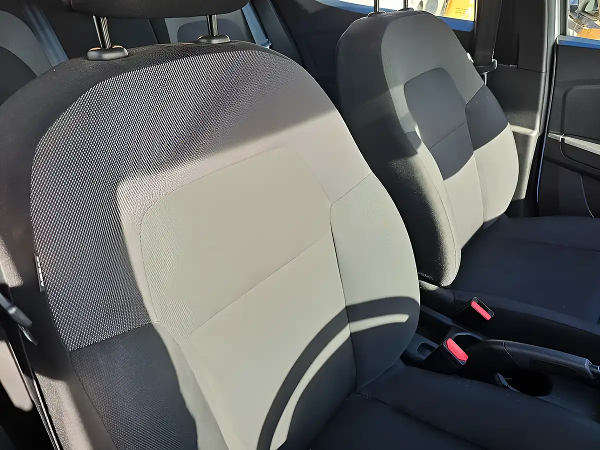 Used 2024 Dacia Sandero Essential Glacier White - Interior and Exterior details 8