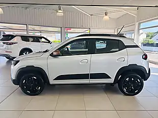 Used 2024 Dacia Spring Extreme Grey - Interior and Exterior details 6