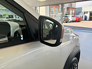 Used 2024 Dacia Spring Extreme Grey - Interior and Exterior details 7