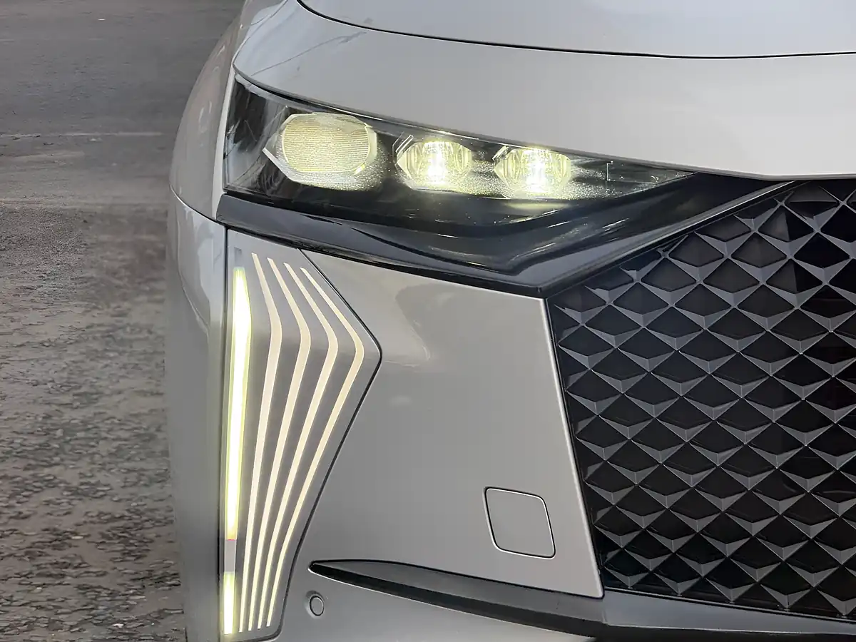 Used 2024 DS Automobiles DS 7 Performance Line + Buff - Interior and Exterior details 10