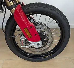 Used 2024 Ducati Desertx 937 Rally Multicolour - Interior and Exterior details 12