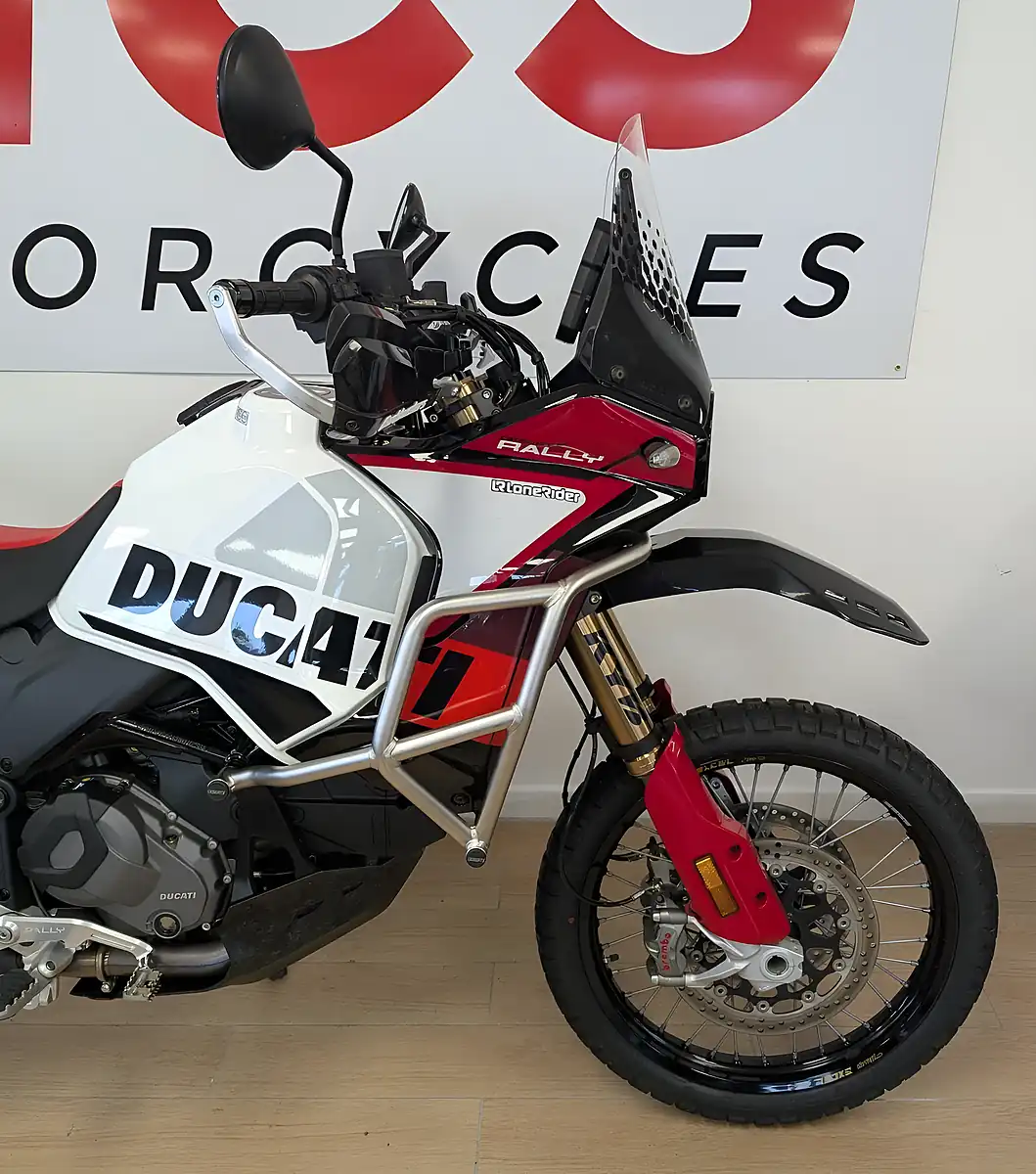 Used 2024 Ducati Desertx 937 Rally Multicolour - Interior and Exterior details 17