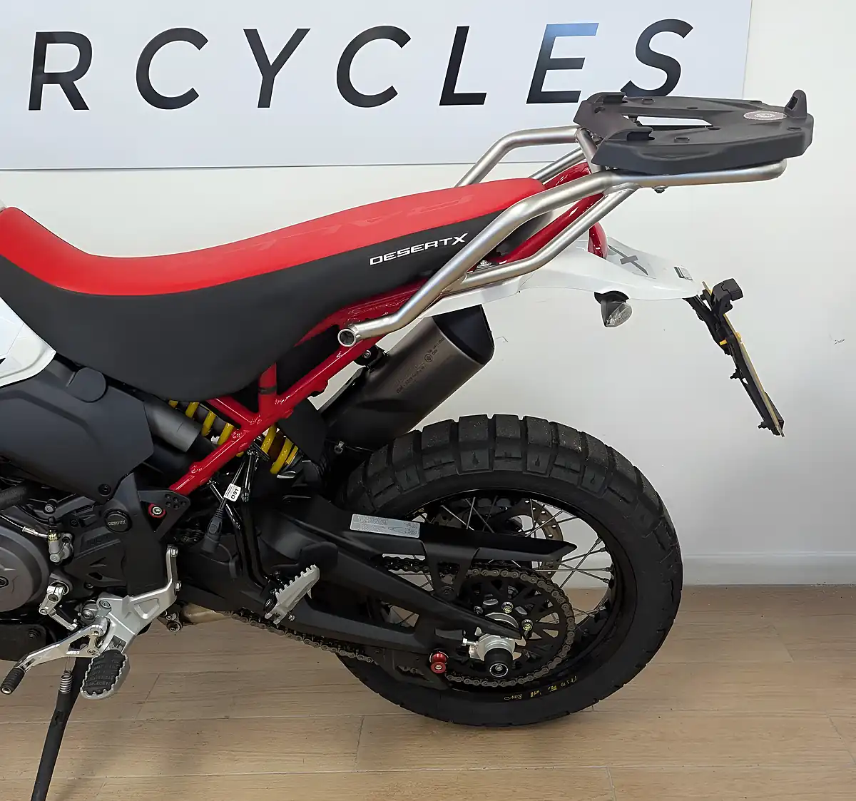 Used 2024 Ducati Desertx 937 Rally Multicolour - Interior and Exterior details 19