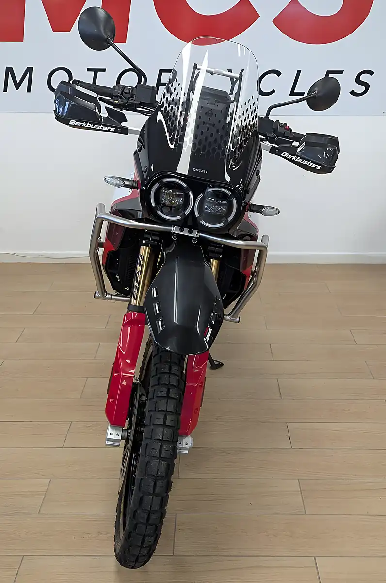 Used 2024 Ducati Desertx 937 Rally Multicolour - Interior and Exterior details 3