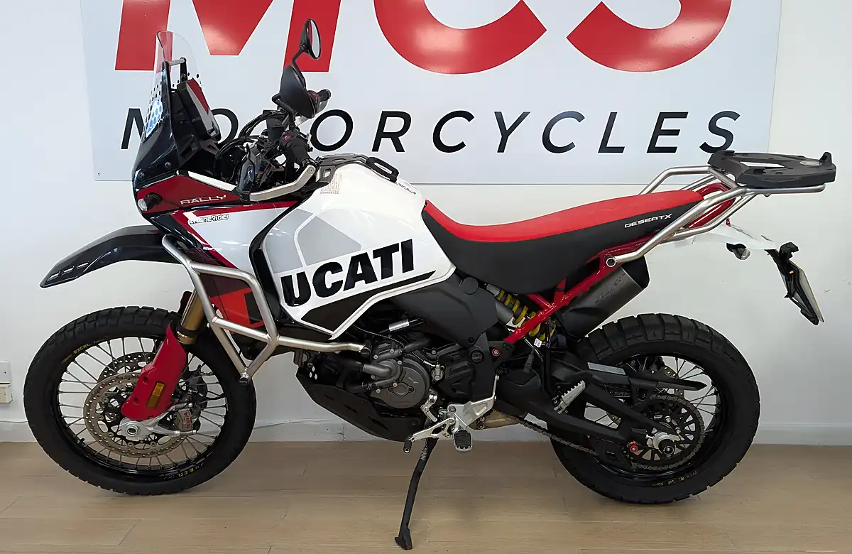 Used 2024 Ducati Desertx 937 Rally Multicolour - Interior and Exterior details 4