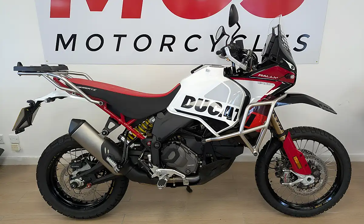 Used 2024 Ducati Desertx 937 Rally Multicolour - Interior and Exterior details 5