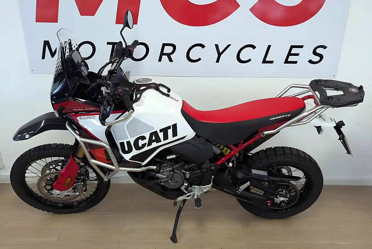 Used 2024 Ducati Desertx 937 Rally Multicolour - Interior and Exterior details 7