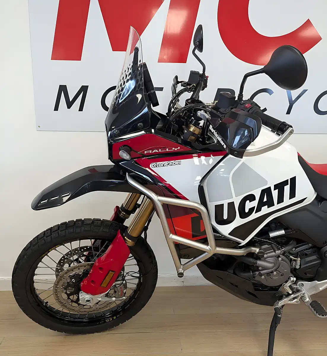 Used 2024 Ducati Desertx 937 Rally Multicolour - Interior and Exterior details 8