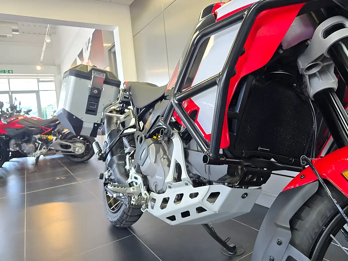 Used 2024 Ducati Desertx Discovery Red - Interior and Exterior details 5