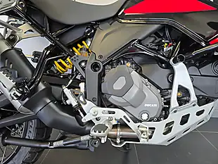 Used 2024 Ducati Desertx Discovery Red - Interior and Exterior details 6